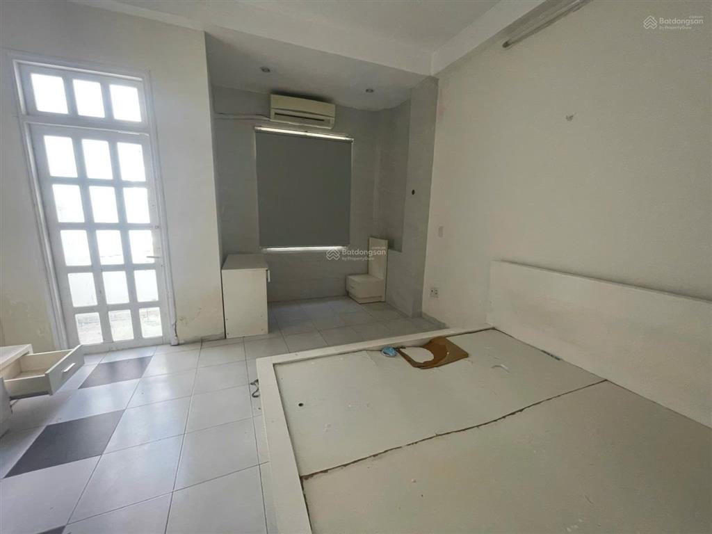 Bán gấp nhà 3 tầng đường phước mỹ 1 sát biển mỹ khê, sơn trà