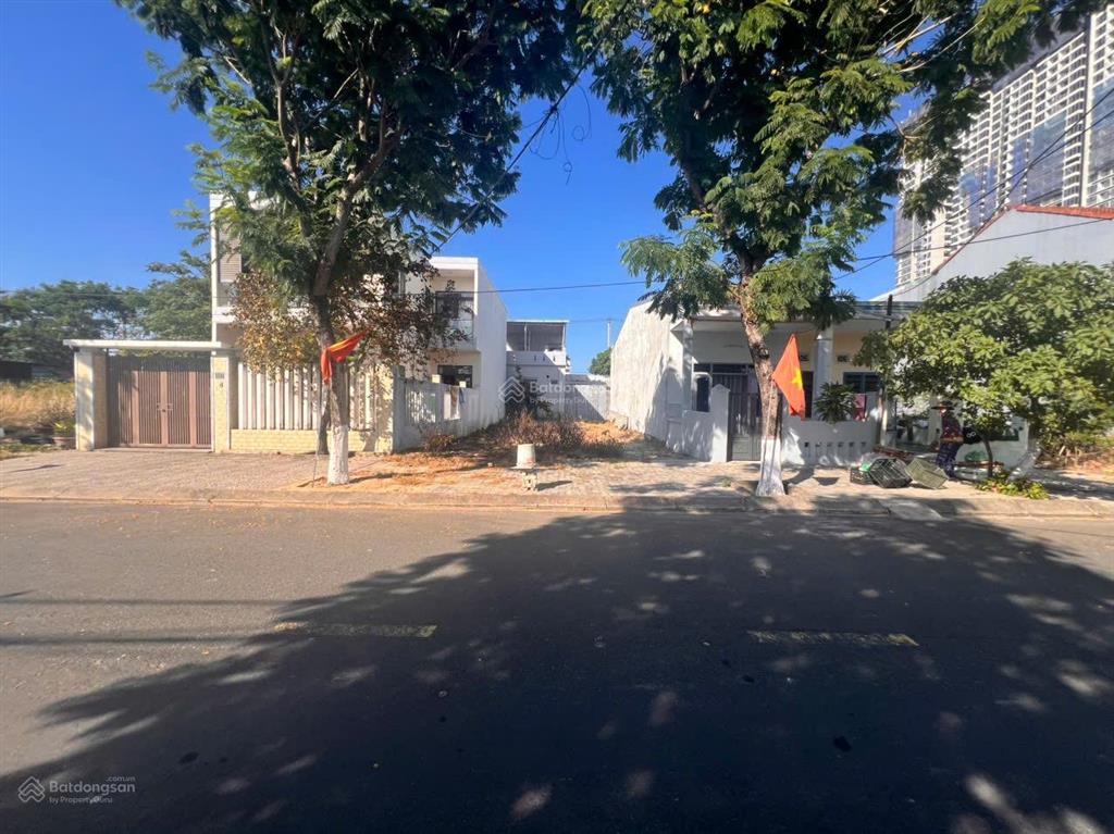Bán lô đất đường 7m5 kim đồng khu biển tân trà, 161m2 giá tốt 8,8 tỷ