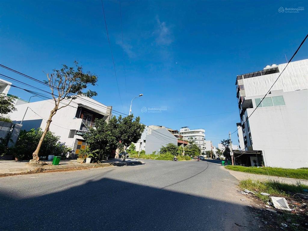 Bán lô đất mặt tiền đường đoàn khuê, khu nam việt á  125m2  giá tốt 9,6 tỷ