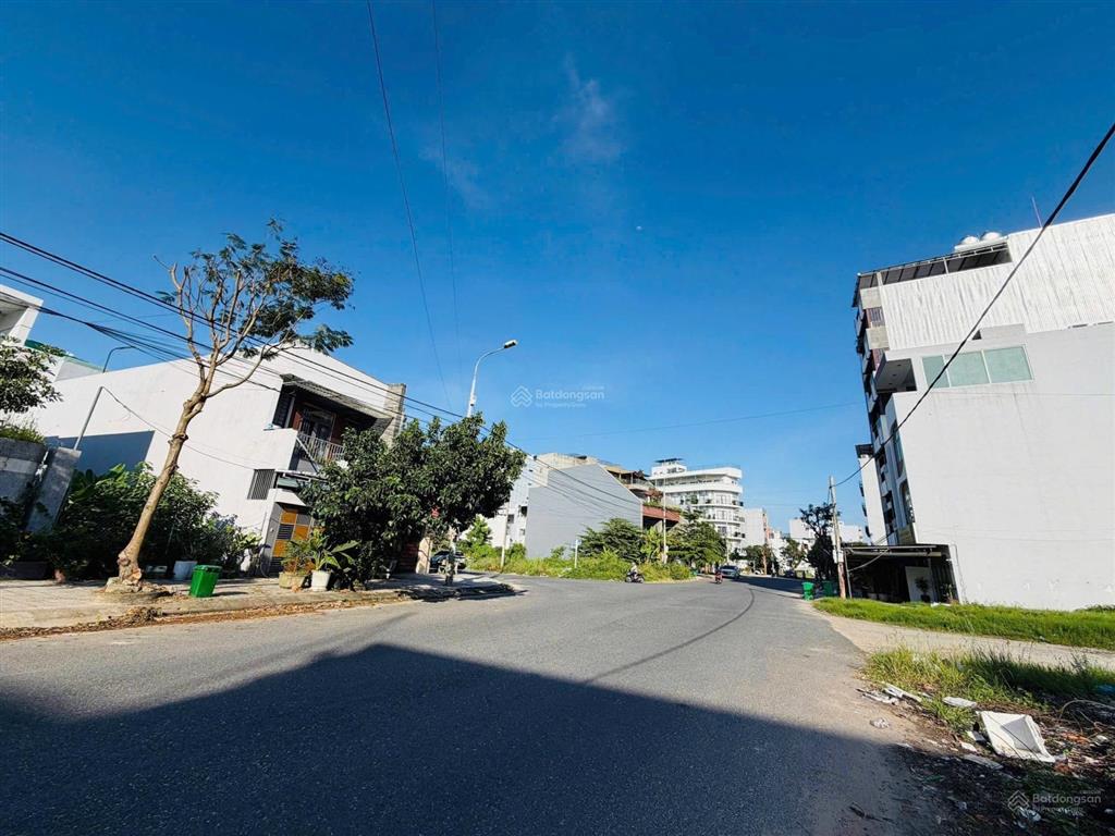 Bán lô đất sạch đẹp 110m2 đường đoàn khuê giá tốt 8,9 tỷ