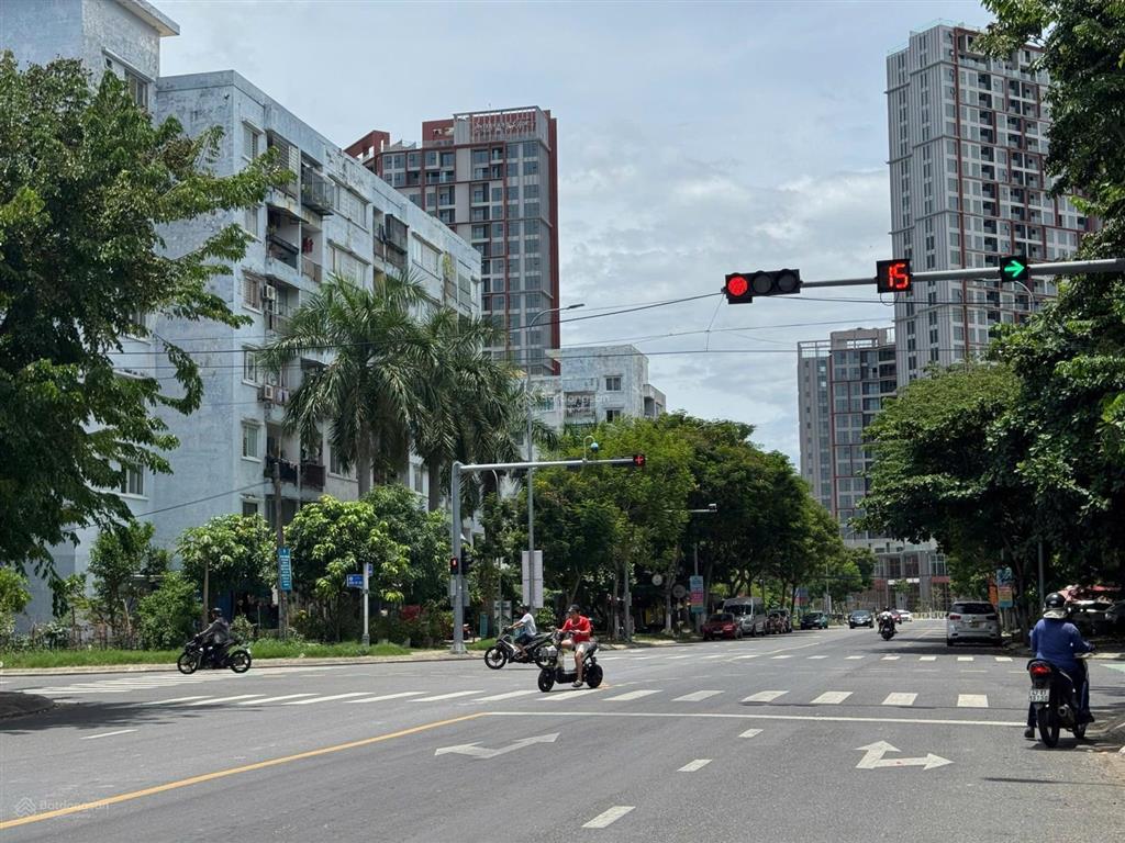 Bán gấp lô đất đường 10m5 dương vân nga gần vân đồn giá 10,5 tỷ thương lượng