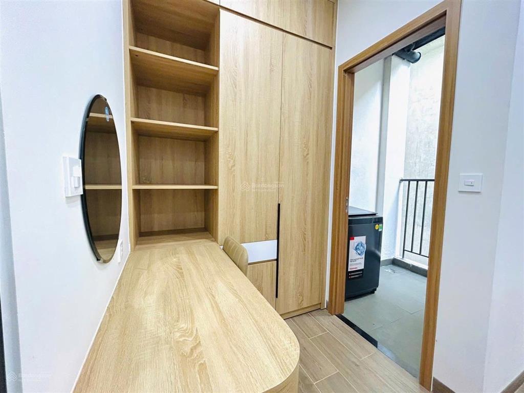 Bán tòa căn hộ 6 tầng đường nguyễn xuân khoát, 11 phòng căn hộ 1pn full nội thất giá bán 26 tỷ