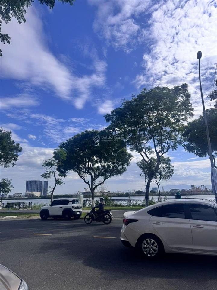 Cần cho thuê mặt bằng 59  61 chương dương, 200m2, vị trí trung tâm, kd tốt, trục đường ven sông