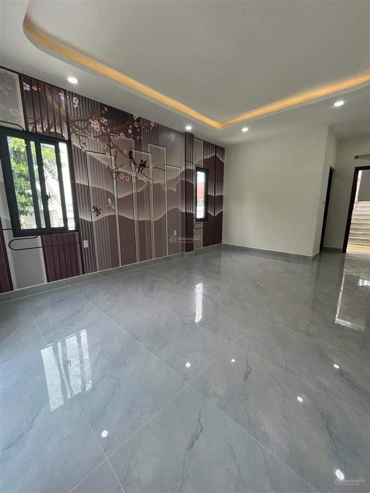 Bán nhà mt trần hưng đạo 4 tầng 4,5x21m, 7pn 8wc, gần lũy bán bích, giá 18,5 tỷ, sổ hồng
