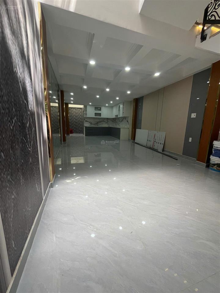 Chính chủ bán nhà mặt tiền trần hưng đạo, tân phú, 98m2, 5 tầng, nội thất cao cấp, giá 16.8 tỷ
