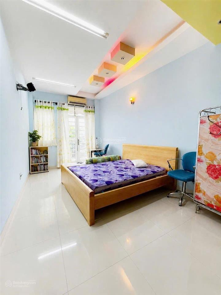 Bán nhà 2 mặt tiền tôn thất thuyết, 16,2 tỷ, 95m2, 4 tầng view đẹp, hot!