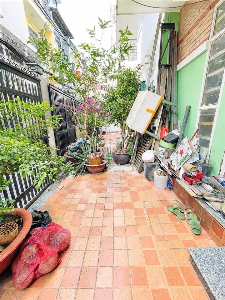 Bán nhà 2 mặt tiền tôn thất thuyết, 16,2 tỷ, 95m2, 4 tầng view đẹp, hot!