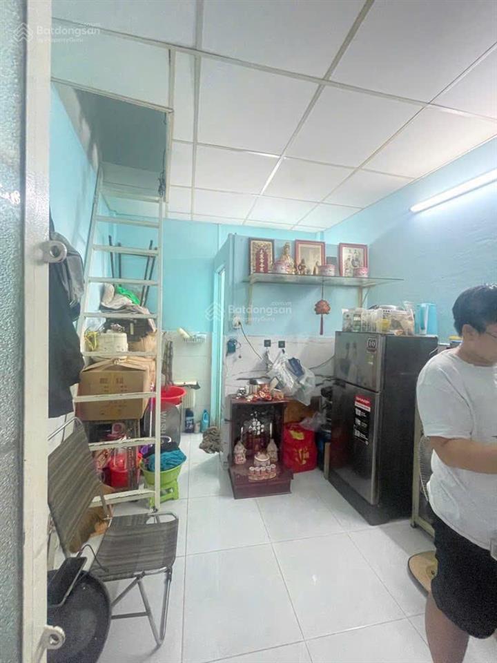 Bán nhà quận 4 giá 5tỷ5, 5 phòng cho thuê thu nhập 16 triệu/tháng, sổ hồng, gpxd 3 tầng