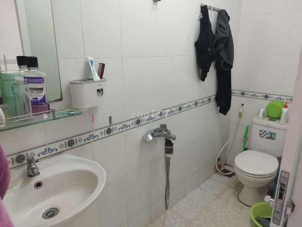 phòng trọ giờ giấc tự do gần cầu Nguyễn Văn cừ q8