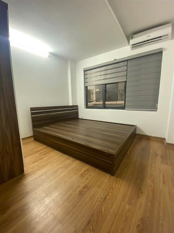 Cho Thuê Ccmn 2 ngủ Full đồ đẹp thoáng tại 76 Nguyễn Chí Thanh, Đống Đa