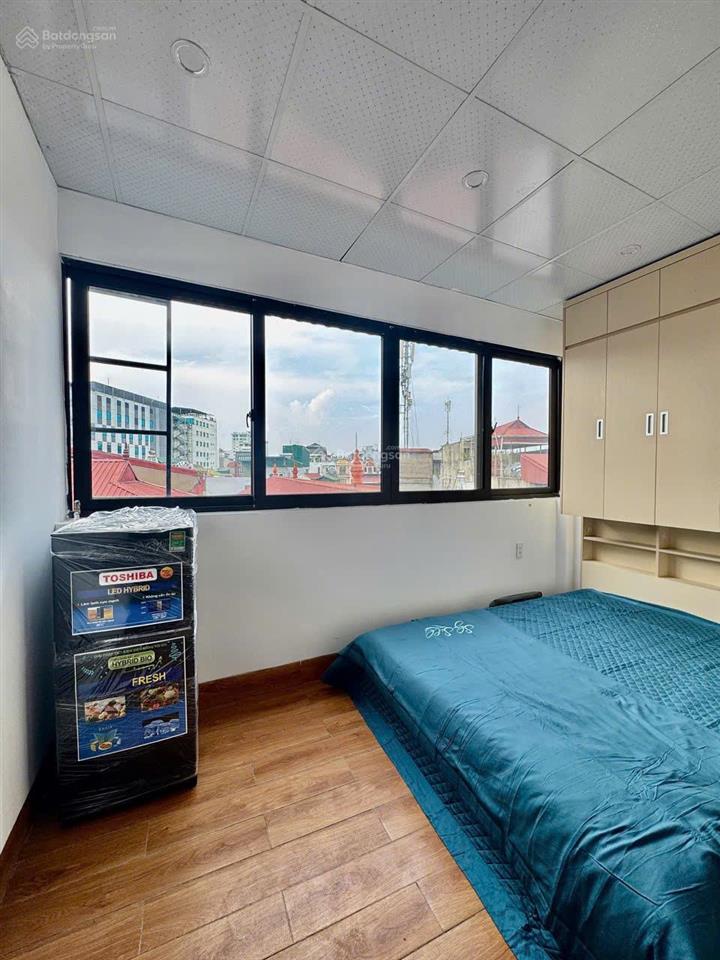 Cho thuê ccmn đẹp thoáng cửa sổ tại 395 minh khai, hbt