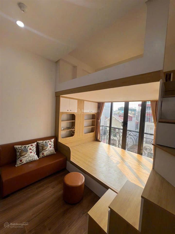 Cho thuê ccmn 2 giường ngủ full đồ đẹp thoáng cửa sổ tại 275 quan nhân, thanh xuân