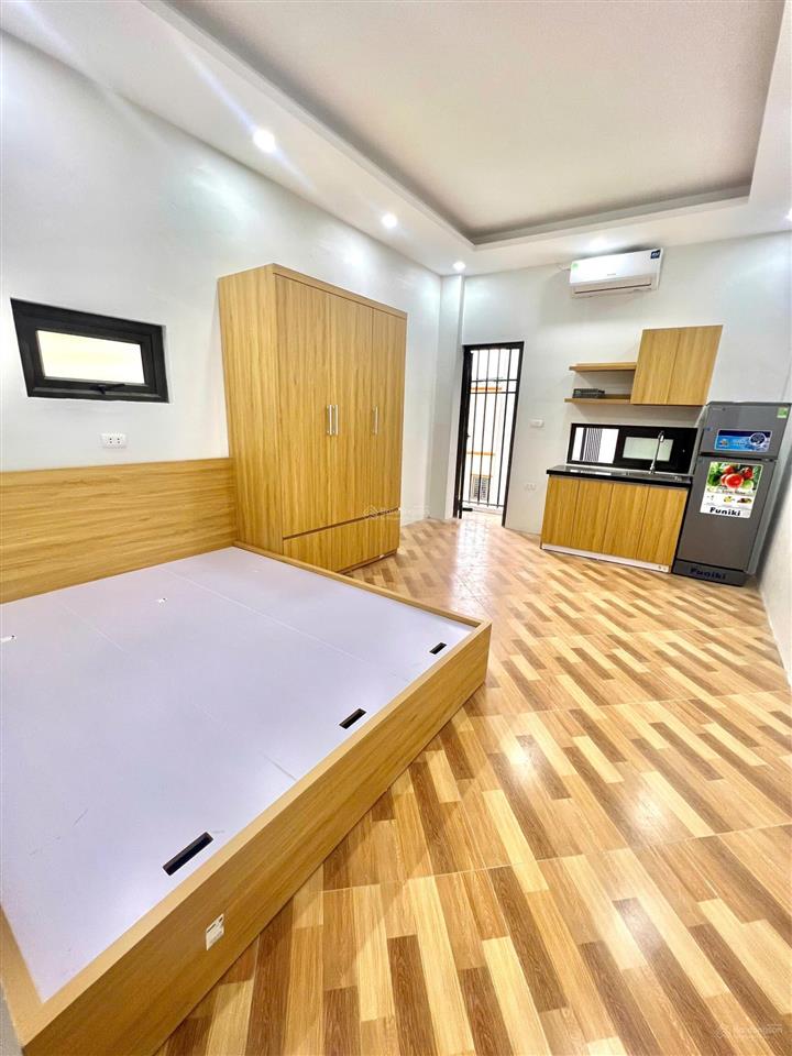 Cho thuê ccmn 25m2 đẹp thoáng 4tr5/th tại ngõ 467 lĩnh nam, hoàng mai
