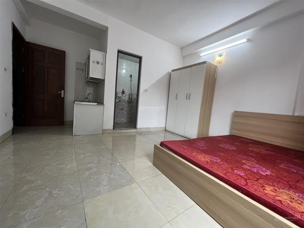 Cho thuê ccmn 24m giá 4tr5 rẻ đẹp ngõ 128 đình thôn  mễ trì