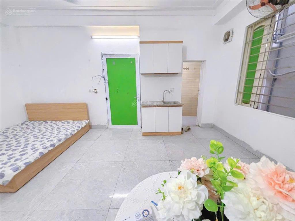 Cho thuê phòng 23m giá rẻ đẹp thoáng ngõ 158 yên hòa, phường yên hòa