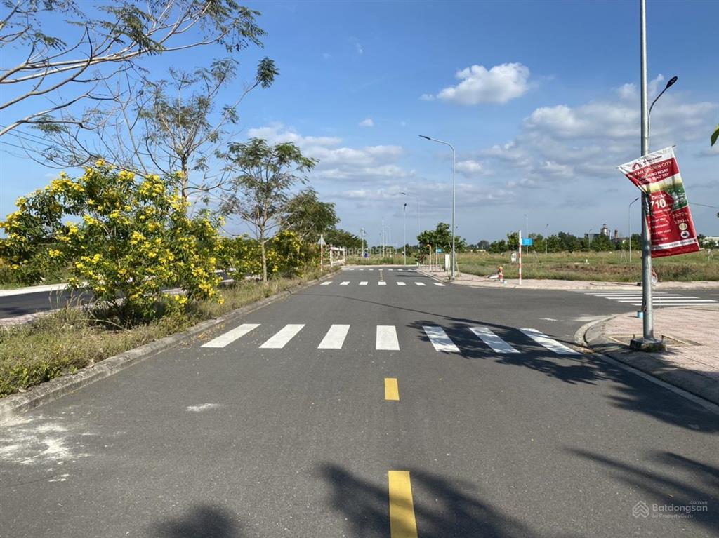 Bán đất trung tâm hành chính bàu bàng, 1,4 tỷ, 100m2, sổ hồng full thổ cư, chính chủ