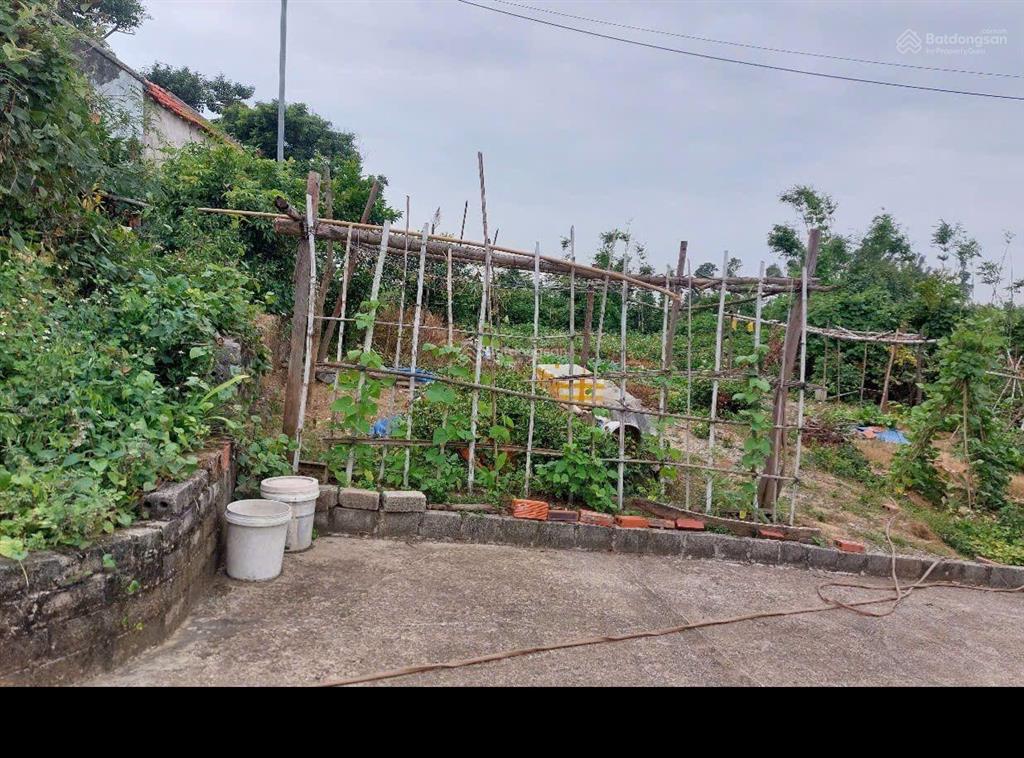 Bán đất dân tuần châu giá 8tr/m2.  ms bình 0912 106 ***