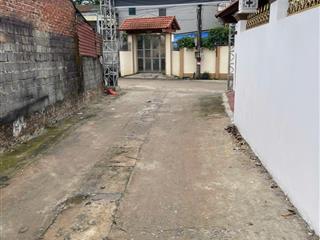 Lô góc 80 m2, 2 mặt thoáng ô tô đỗ cửa đông phương yên, phú nghĩa