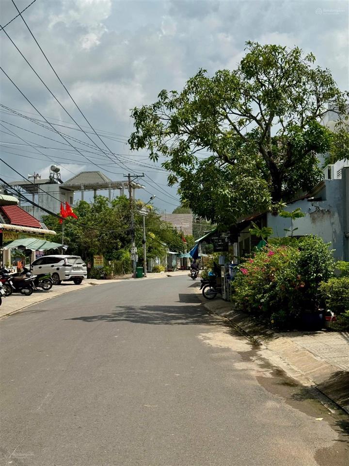 Bán lô đất ngay chợ sóc lào, xã đông hưng thuận ,trảng bàng tây ninh sổ hồng riêng công chứng ngay