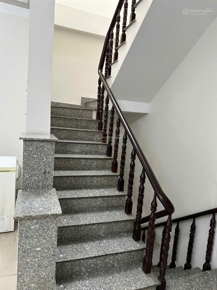 Cho thuê nhà nguyên căn  hẻm ô tô  nguyễn thị đặng