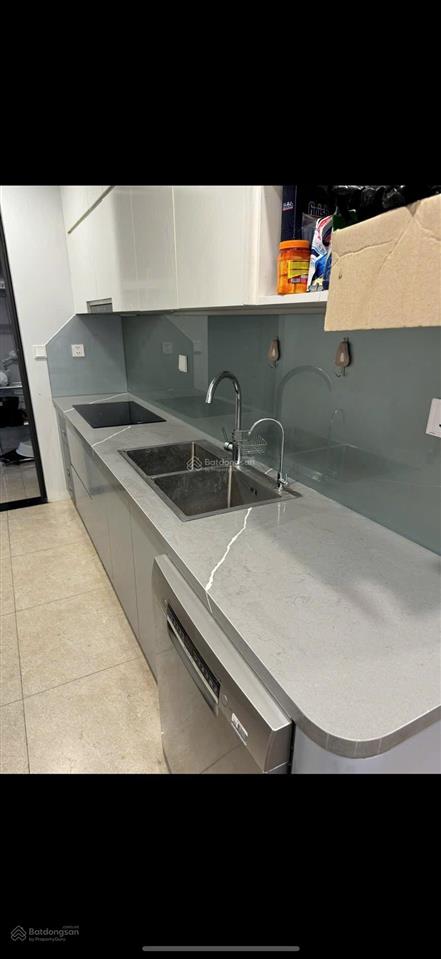 Bán gấp cc 75m2 tại bình minh garden, 5,9 tỷ, 2pn, 2wc, long biên, hà nội