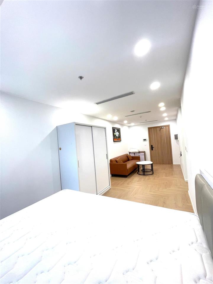 Tôi cho thuê ccmn 294 kim mã, 40m2, studio, nội thất full mới, giá hơn 7 triệu/th, vào ở ngay