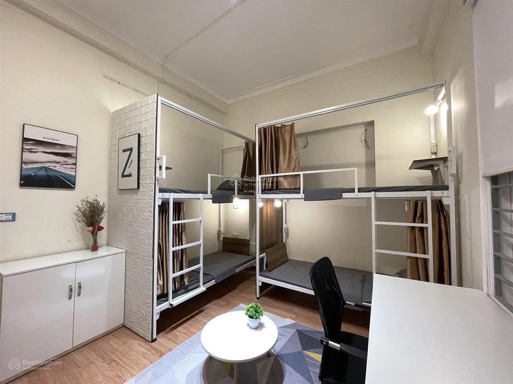 Cho thuê homestay đường láng, từ 4 người/ 1 phòng, đủ đồ, giá 1tr750k/ 1 người bao trọn gói
