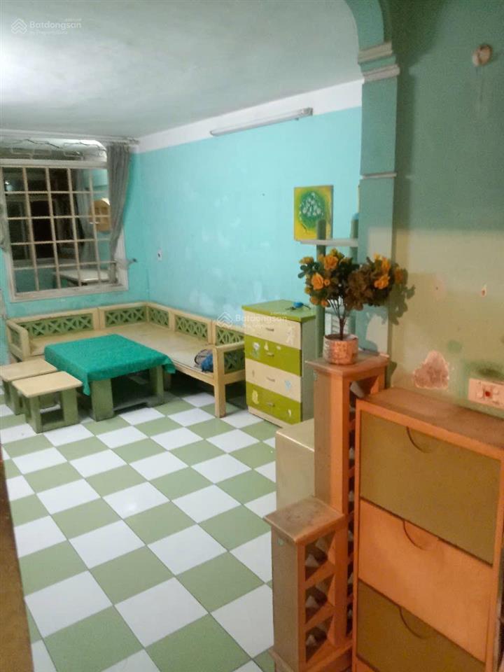 Cho thuê căn tt 91 hoàng quốc việt, cầu giấy, 70m2, 2 ngủ, 1 vs, đồ cơ bản, 7tr5/th, vào ở ngay