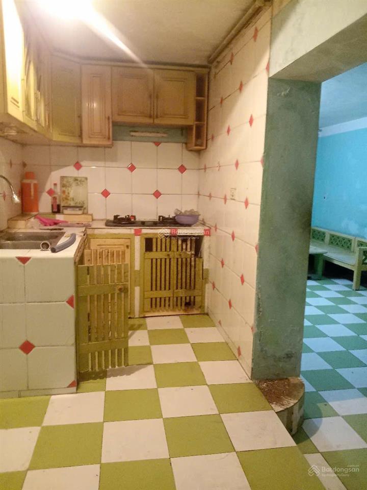Cho thuê căn tt 91 hoàng quốc việt, cầu giấy, 70m2, 2 ngủ, 1 vs, đồ cơ bản, 7tr5/th, vào ở ngay