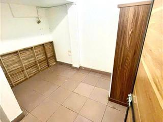 Cho thuê phòng trọ ngõ 409 kim mã, 10m2, giá rẻ 1tr7, 2tr2, ở ngay, đủ giường, điều hoà,  ngay