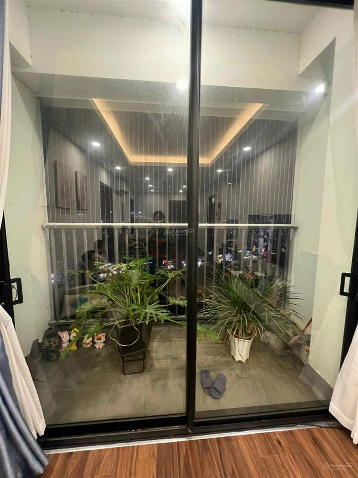 Cho thuê căn hộ no1t1 ngoại giao đoàn, 95m2, 3 ngủ, 2 vs, gần đủ đồ, giá 17 tr/th,  ngay