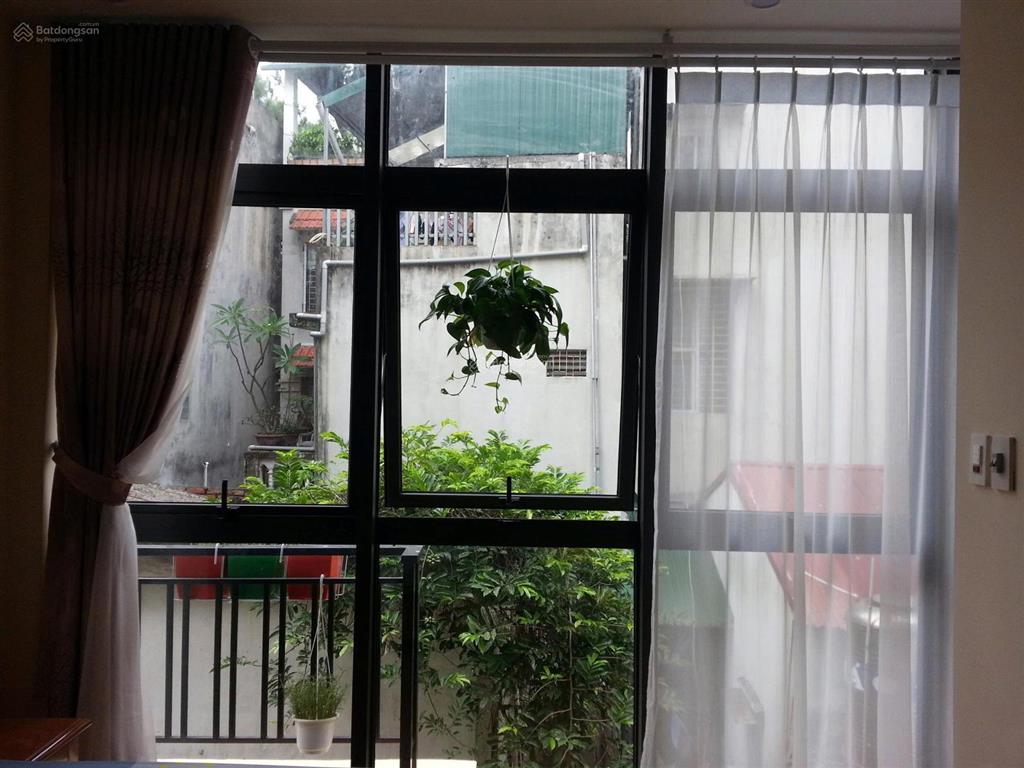 Cho thuê căn hộ dịch vụ 294 kim mã, dt 32m2, studio, đủ đồ, giá rẻ 6tr/th, vào ở ngay, 