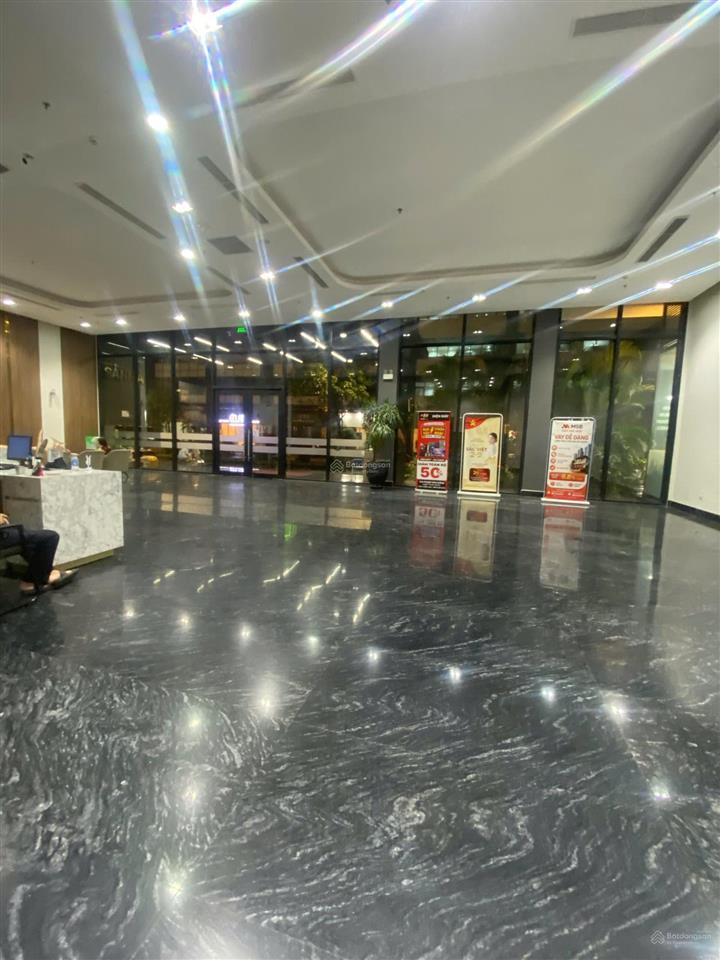 Cho thuê chung cư no1t2 ngoại giao đoàn, 130m2, 3 ngủ, 2vs, đồ cơ bản, giá 18 tr/th, vào ở ngay. 
