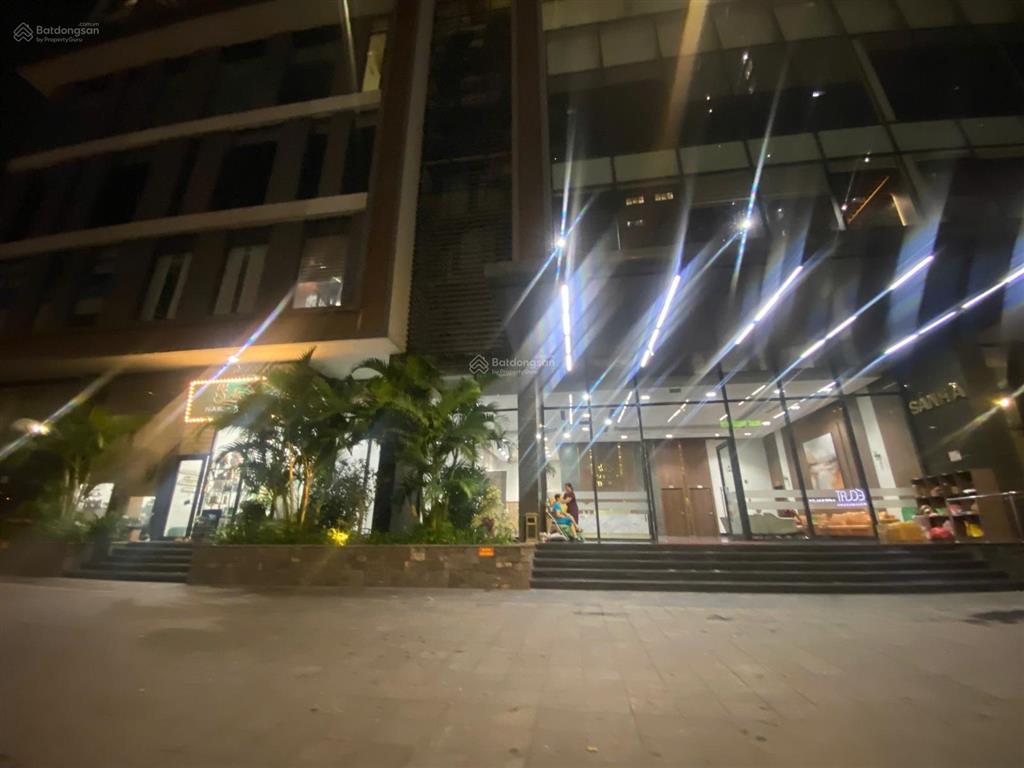 Cho thuê chung cư no1t2 ngoại giao đoàn, 130m2, 3 ngủ, 2vs, đồ cơ bản, giá 18 tr/th, vào ở ngay. 