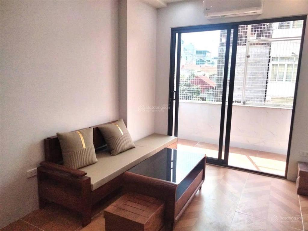 Cho thuê chung cư mini 579 lạc long quân, cầu giấy, 70m2, 2 ngủ, 1 vs, đủ đồ chỉ 7tr5/th, vào ngay