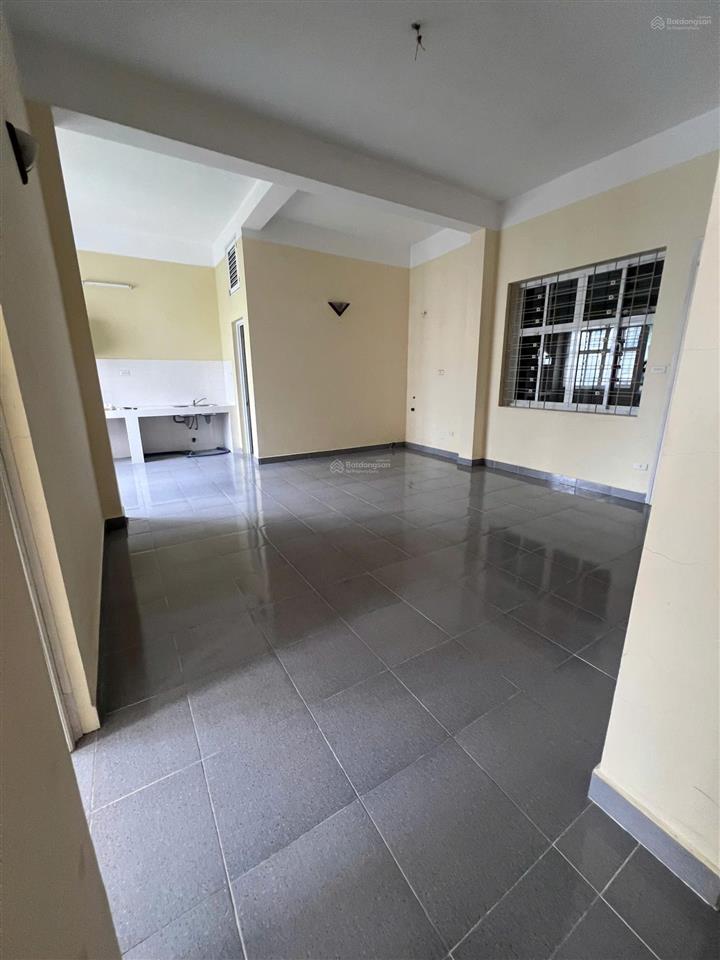 Bán cắt lỗ chung cư ngõ 4 dương khuê, tây nam đh thương mại, 88m2, 3 ngủ, 2vs, ko đồ giá 4 tỷ