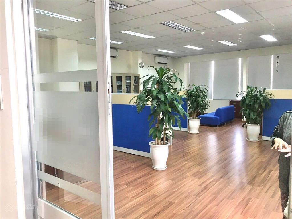 Cho thuê nhà hẻm 8m 781/c lê hồng phong p.12 q.10 (khu villa 8x21m, 3 lầu)