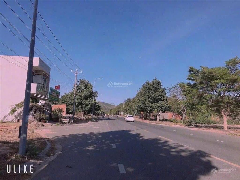 Đất mặt tiền lê duẩn tt long hài brvt mặt tiền kinh doanh !!!!  0932 698 ***