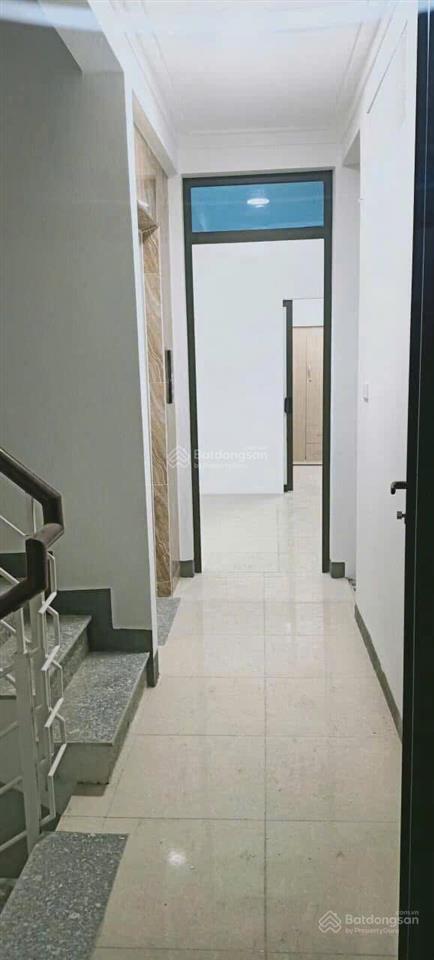 Phòng 1 ngủ 1 khách, đủ nội thất giá chỉ hơn 4tr, láng hạ