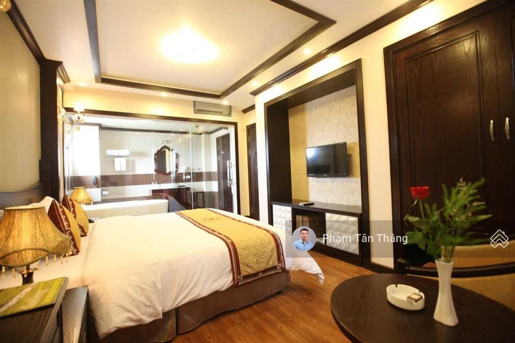 Cho thuê nguyên tòa khách sạn 17 phòng mặt đường quận hồng bàng cũ