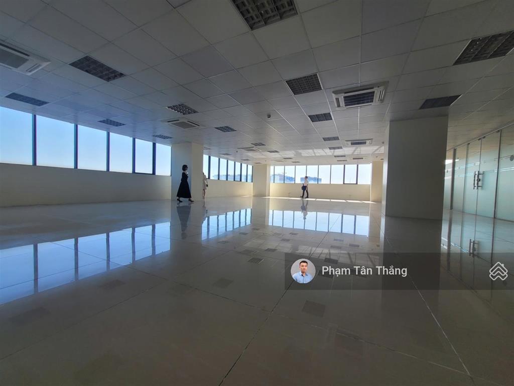 Tìm khách thuê cho diện tích hơn 140m2 tại tòa nhà chuyên văn phòng đường lê thánh tông, hải phòng