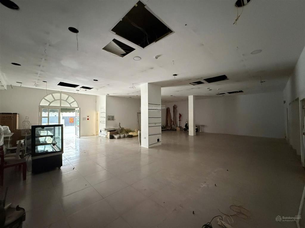 Cho thuê mặt bằng 1 tầng riêng biệt phố điện biên phủ, hải phòng