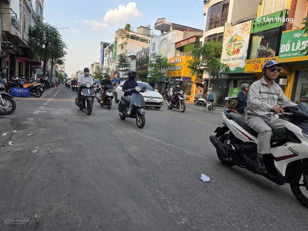 Cho thuê nguyên căn 2 tầng mặt đường lê lợi, mặt tiền hơn 7m phù hợp rất nhiều mô hình
