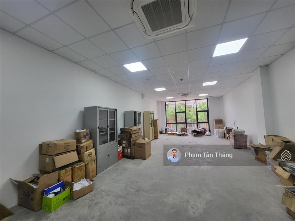 Cần cho thuê 56m2 tòa nhà văn phòng tòa nhà mới xây, gần ngã 6  gần điện biên phủ