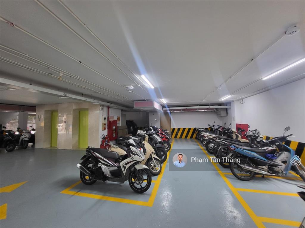 Cần cho thuê 56m2 tòa nhà văn phòng tòa nhà mới xây, gần ngã 6  gần điện biên phủ