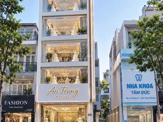 Bán căn nhà mặt tiền 2 tầng một mặt giáp ngõ đoạn giữa đường lê lợi