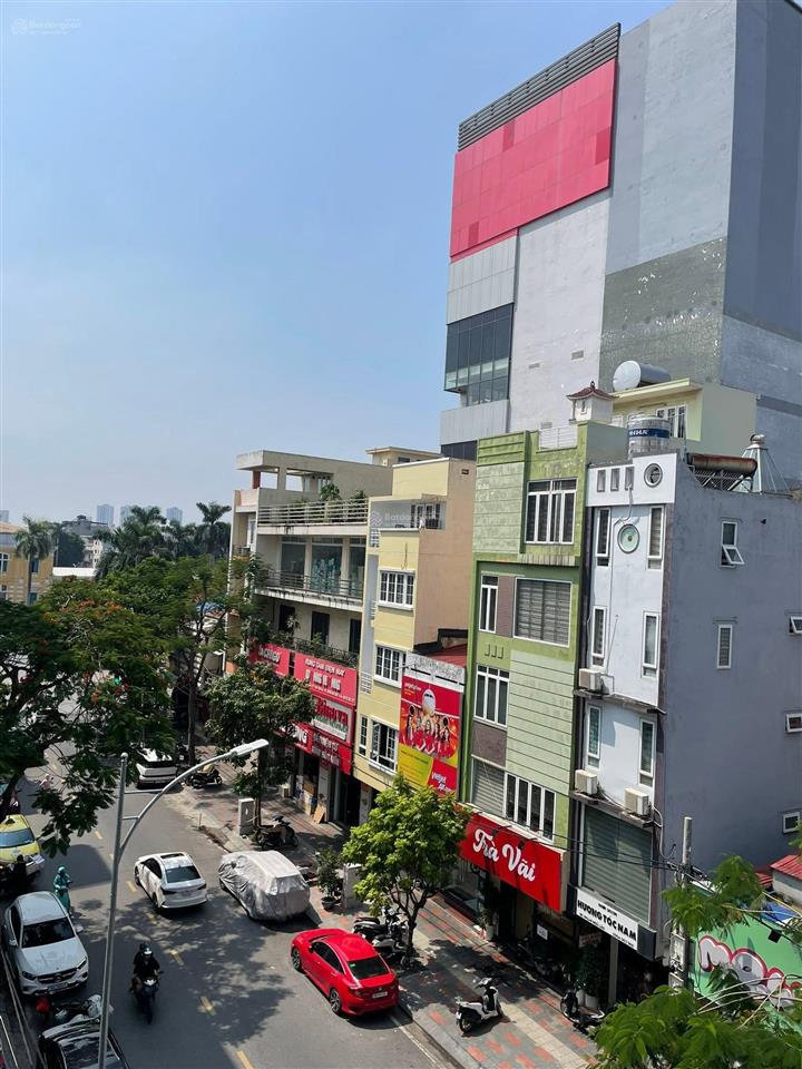 Cần bán căn nhà 6 tầng 1 tum, thang máy mặt đường phố cổ hải phòng