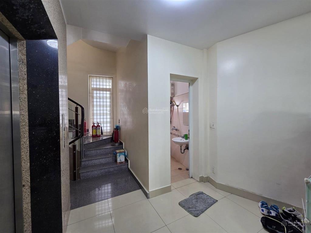 Cho thuê nhà mặt đường khu cát dài, cát cụt rất hợp làm spa, áo cưới, ngoại ngữ