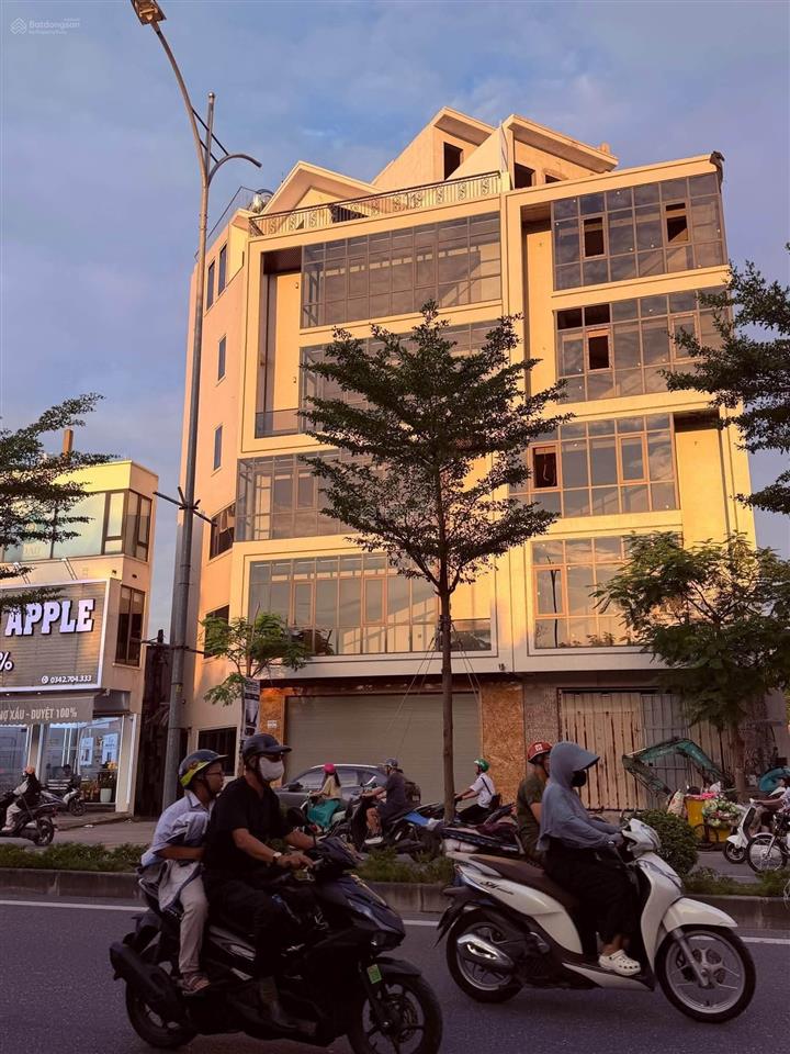 Bán gấp nhà lô góc mặt đường hồ sen 6 tầng xây mới, có thang máy