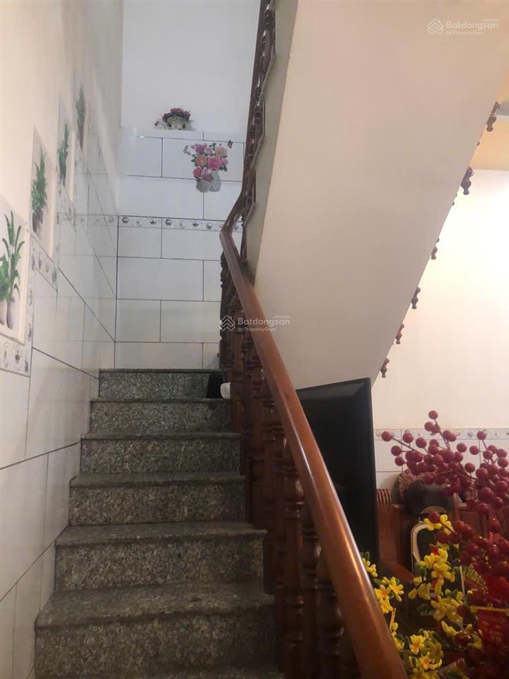 Cần tiền hạ giá 700 triệu bán gấp nhà 1 trệt 1 lầu sổ riêng thổ cư phường tân triều, tp. đồng nai